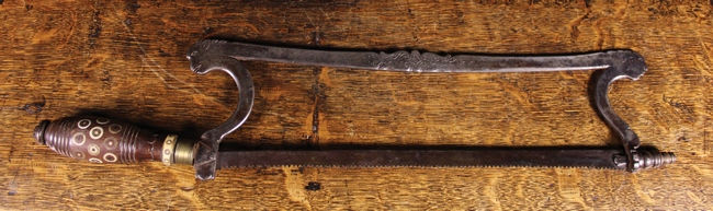 rare-european-surgical-amputation-saw-circa-1600